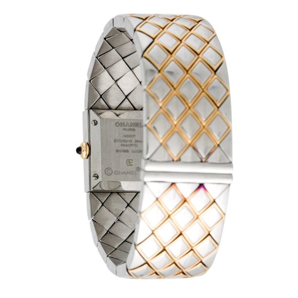 CHANEL Matelassé 18k Yellow Gold Watch - Picture 2 of 4